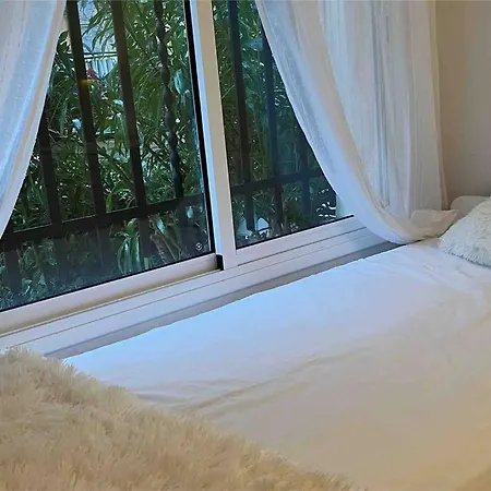 Precioso Bajo En 2a Linea De Mar سيجور دي كالافيل