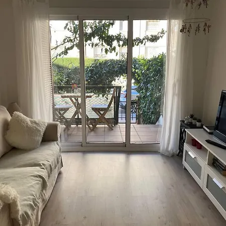 Precioso Bajo En 2a Linea De Mar سيجور دي كالافيل