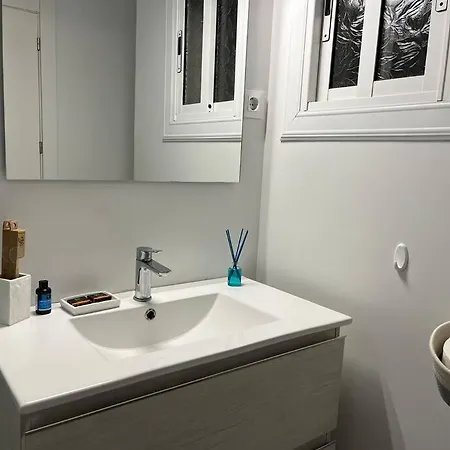 Precioso Bajo En 2a Linea De Mar 아파트 *